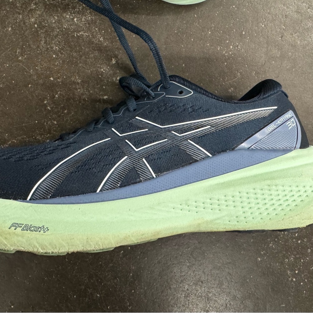 ASICS Kayano 30 - Dark Blue size 9